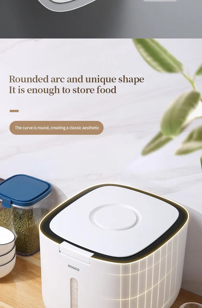 Automatic opening rice bucket